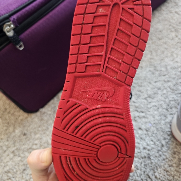 Jordan Black and Gray Mid-Top Sneakers - Picture 7 of 7